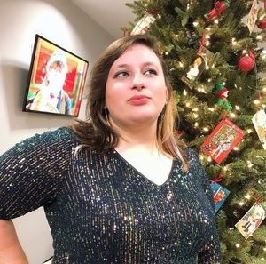 Meet your Posher, Elizabeth